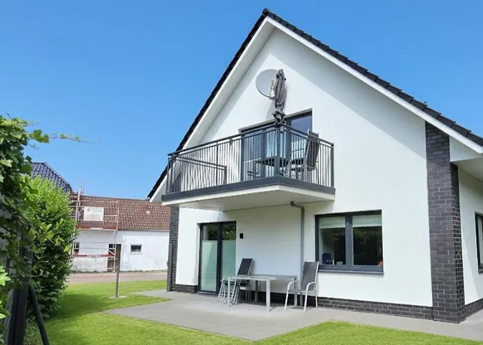 Strandallee 10a * Бурхафе